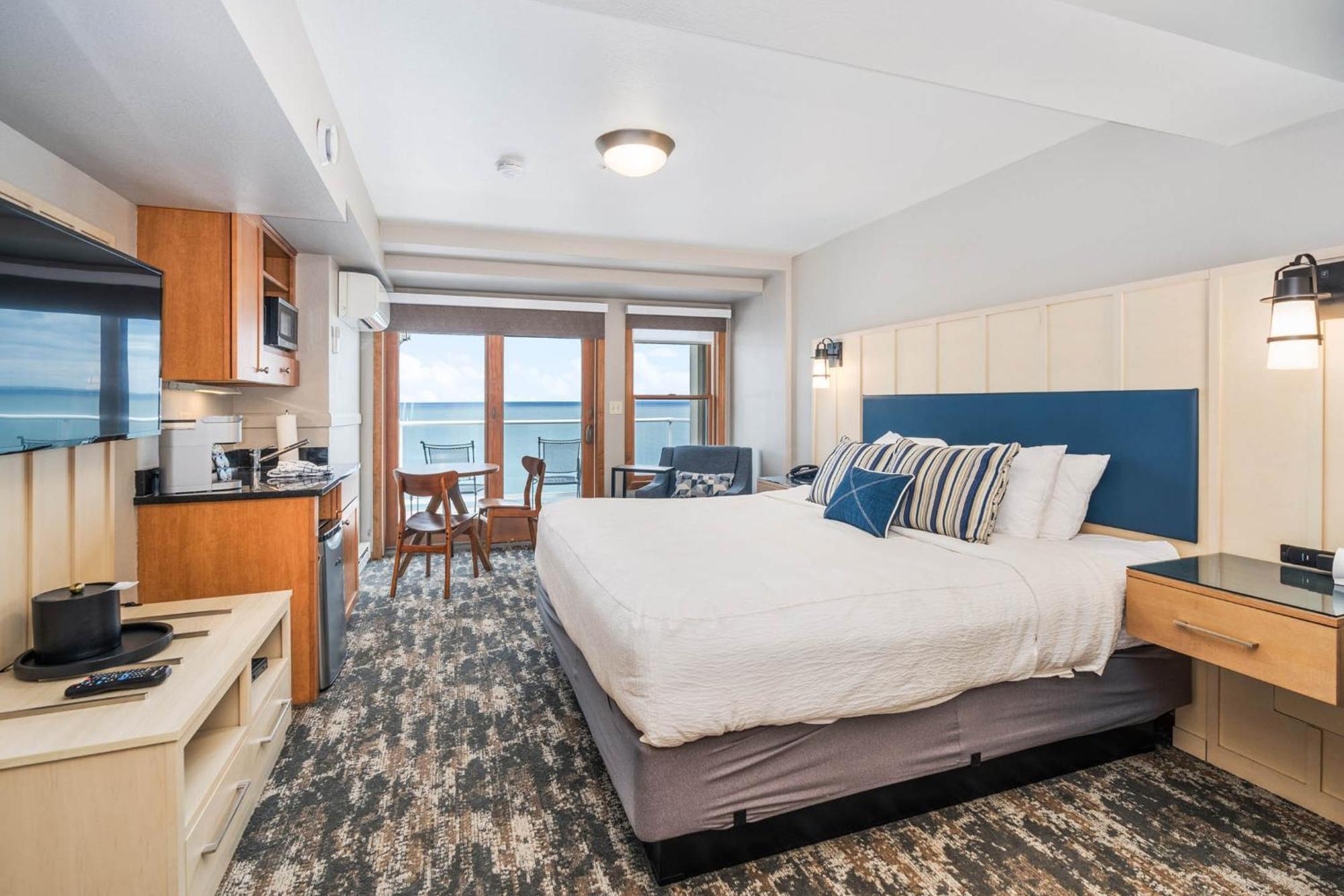 Beacon Pointe On Lake Superior Duluth Exterior photo
