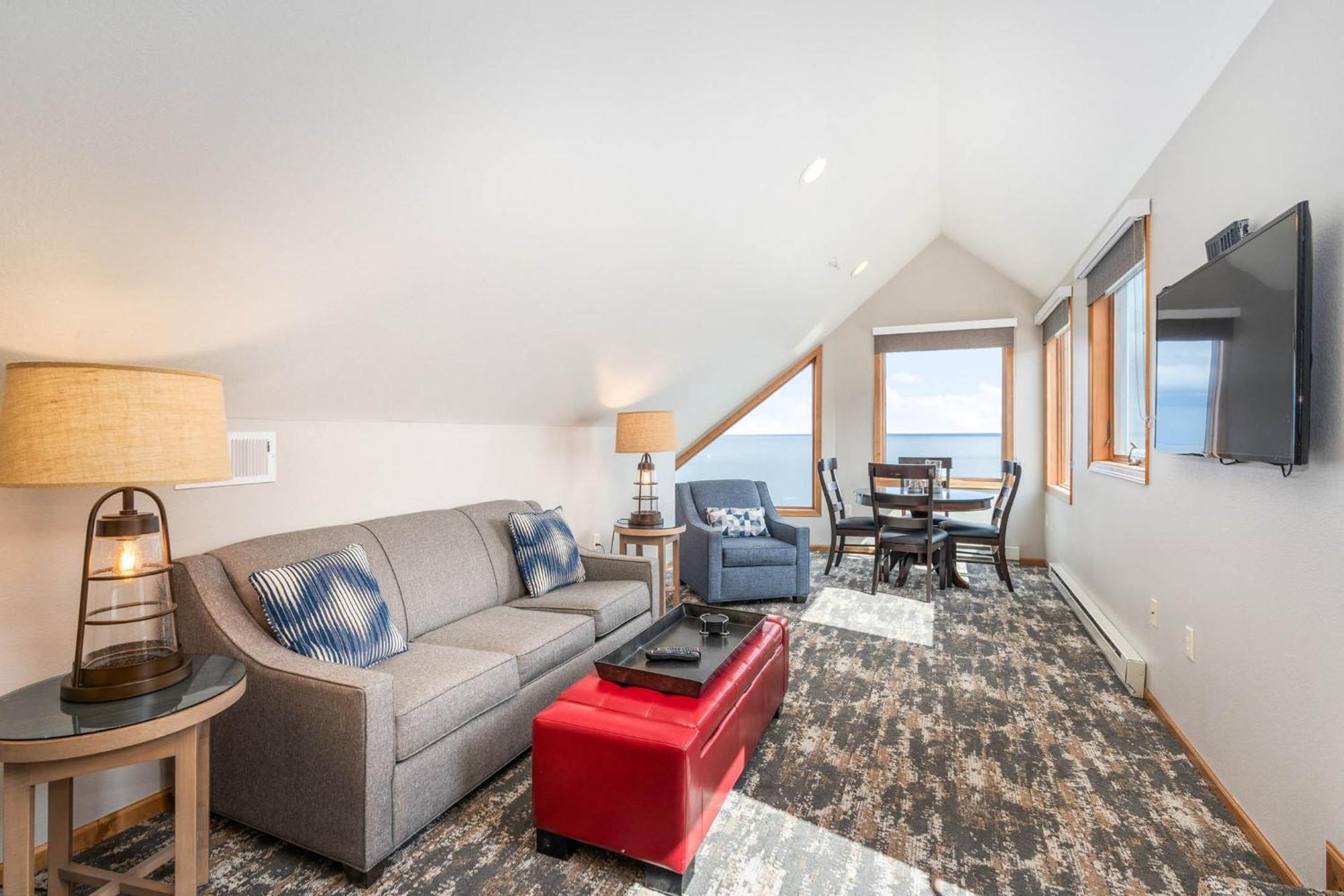 Beacon Pointe On Lake Superior Duluth Exterior photo
